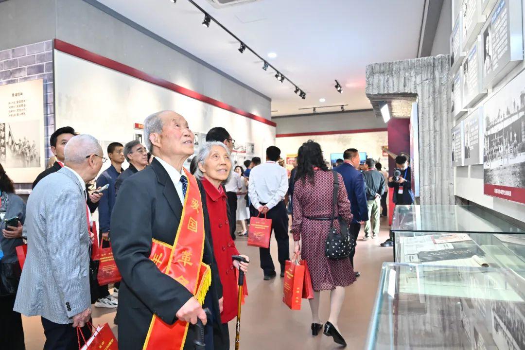 图片 图片
